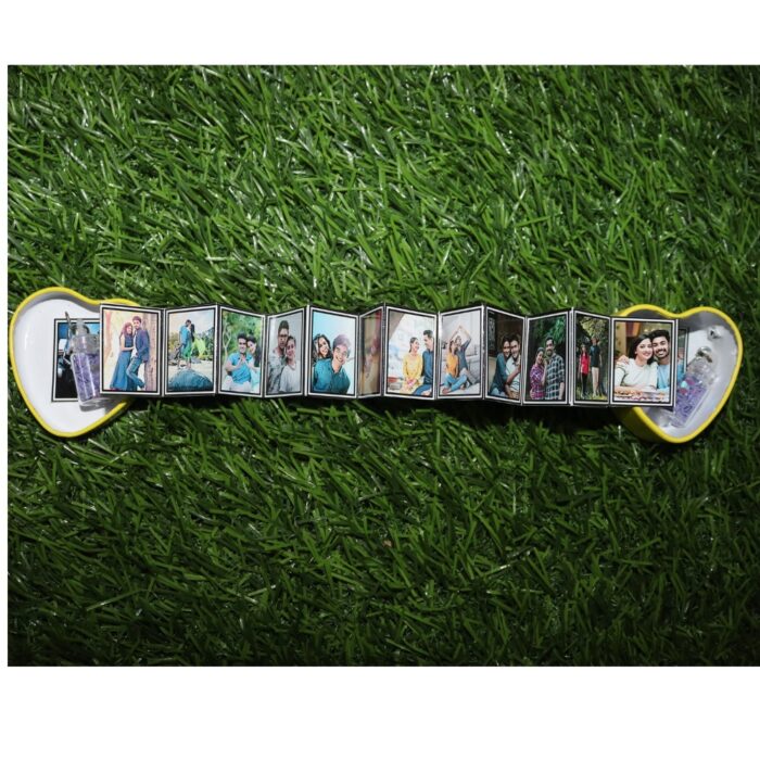 Customized tin keychain photo album with 16 photos(15 photo + 1 wishes) - Image 18