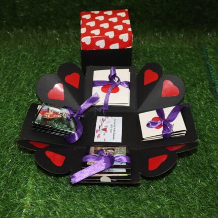 Customized 17 photo Explosion Box Album(17Photo +1 Wishes)