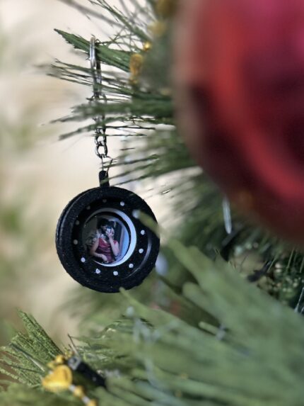 iris photo keychain